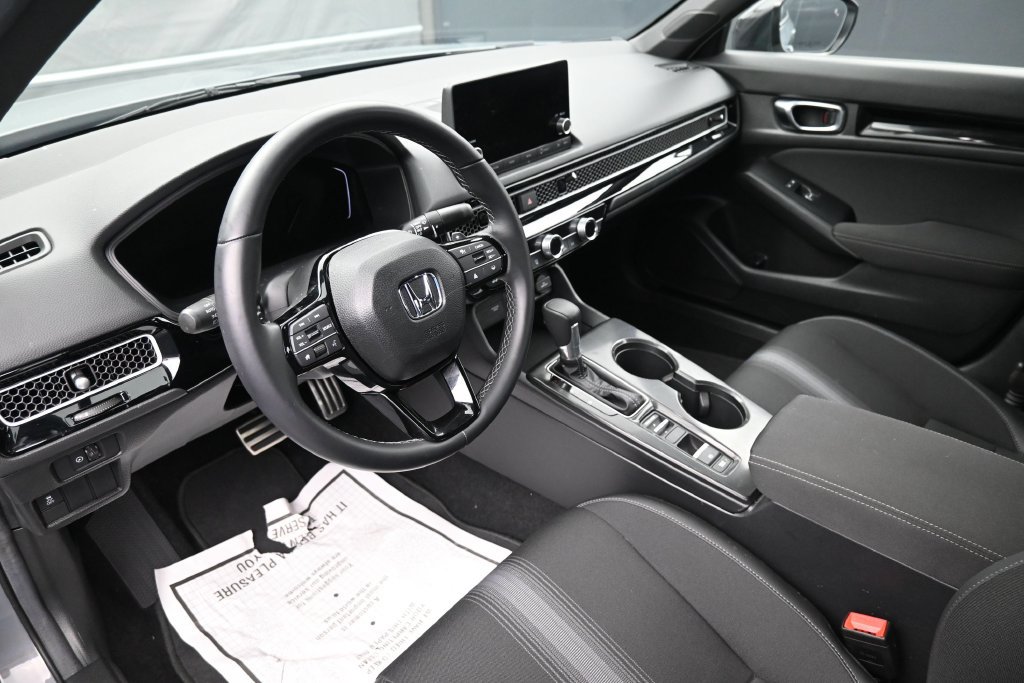 Certified 2025 Honda Civic Sport image 29
