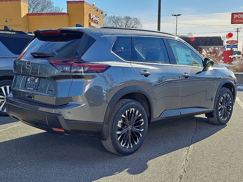 New 2026 Nissan Kicks SV w/ Cold Weather Package image 4