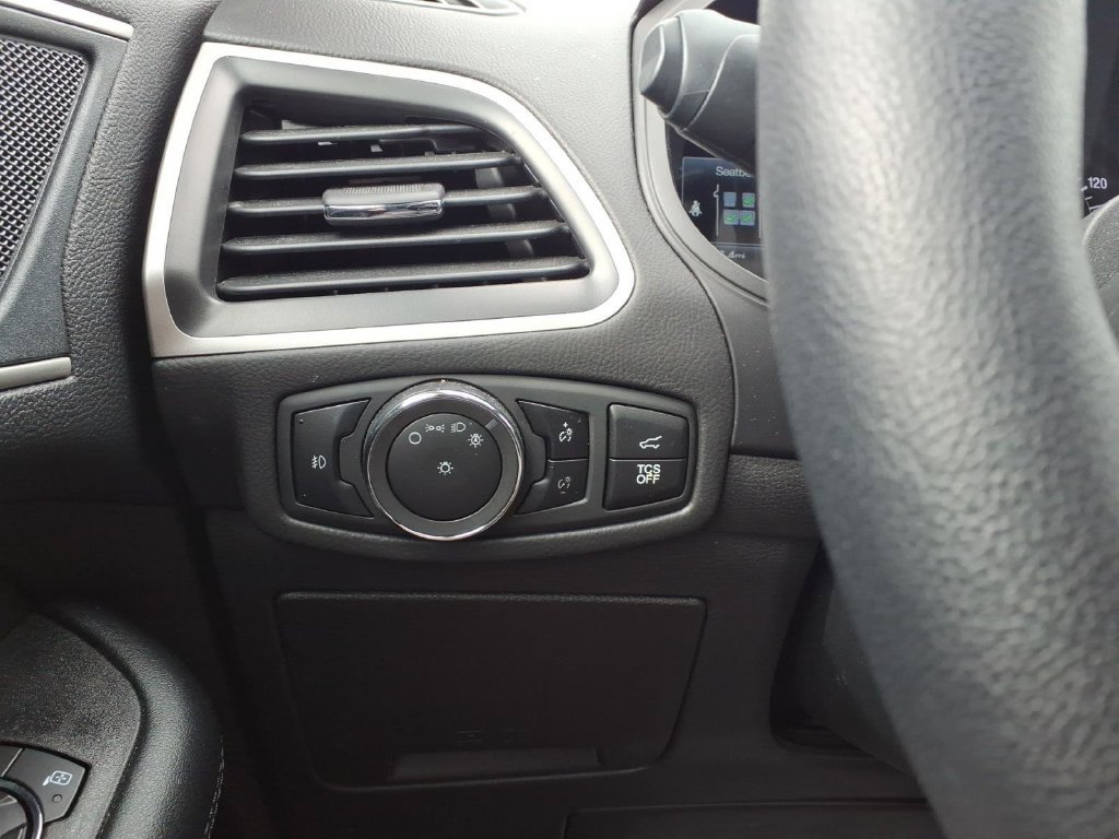 Certified 2024 Ford Edge SEL w/ Convenience Package AWD/4WD image 14