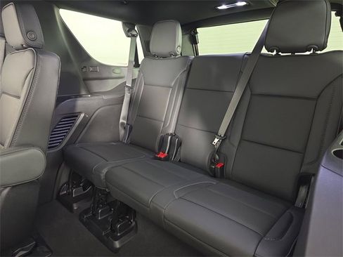 Used 2025 GMC Yukon Denali w/ Denali Reserve Package image 22
