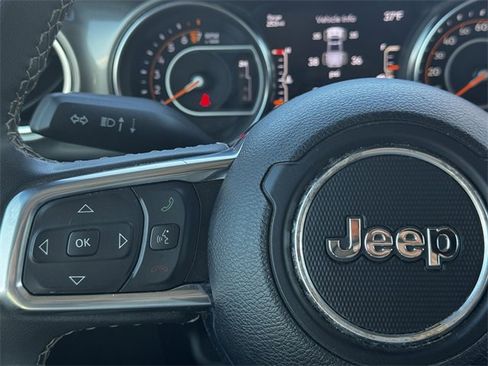 Certified 2023 Jeep Gladiator Overland image 24