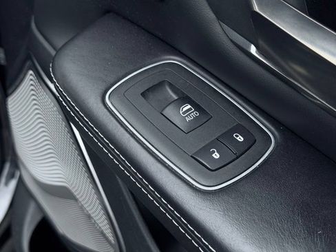 Used 2020 RAM 1500 Limited AWD/4WD image 17
