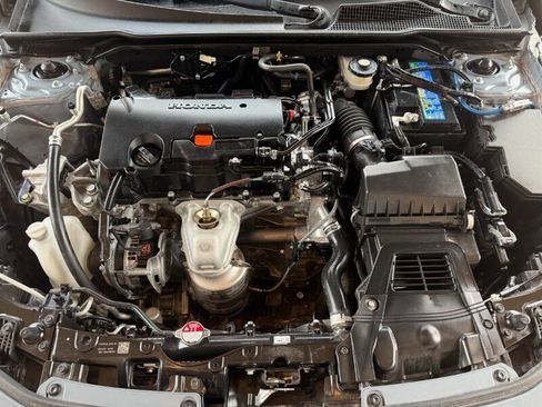 Used 2024 Honda Civic Sport image 4