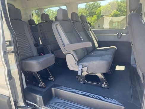 Used 2018 Ford Transit 350 XLT RWD image 16