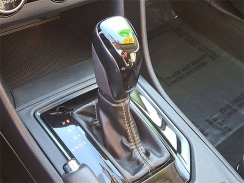 Used 2021 Subaru Crosstrek 2.5i Sport w/ Moonroof Package image 15