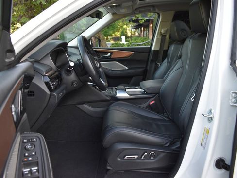 Used 2022 Acura MDX SH-AWD w/ Technology Package image 7