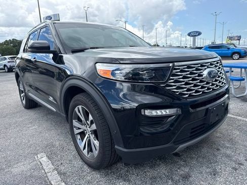 Used 2020 Ford Explorer Platinum w/ Premium Technology Package AWD/4WD image 6
