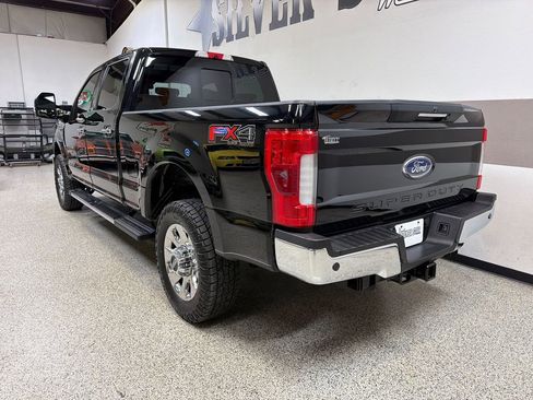 Used 2017 Ford F250 Lariat w/ Lariat Ultimate Package AWD/4WD image 7