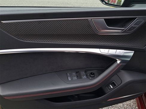 Certified 2024 Audi S7 Prestige image 19