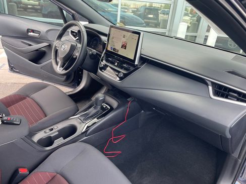 Certified 2026 Toyota Corolla SE w/ SE Package FWD image 31