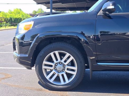 Used 2013 Toyota 4Runner Limited AWD/4WD image 8