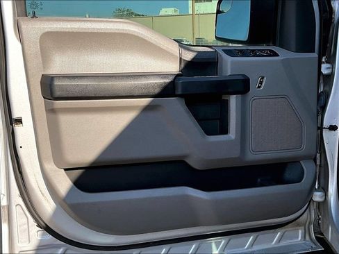 Used 2017 Ford F150 XL w/ Equipment Group 101A Mid AWD/4WD image 21