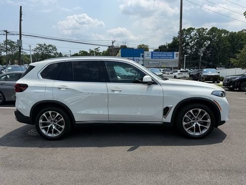 Used 2026 BMW X5 xDrive40i w/ Climate Comfort Package AWD/4WD image 4