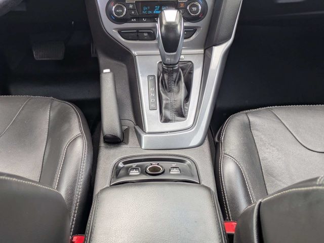 Used 2014 Ford Focus Titanium FWD image 19