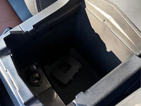 Used 2023 Subaru Forester Touring w/ Popular Package #2 image 20