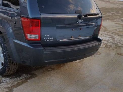 Used 2007 Jeep Grand Cherokee Laredo AWD/4WD image 8
