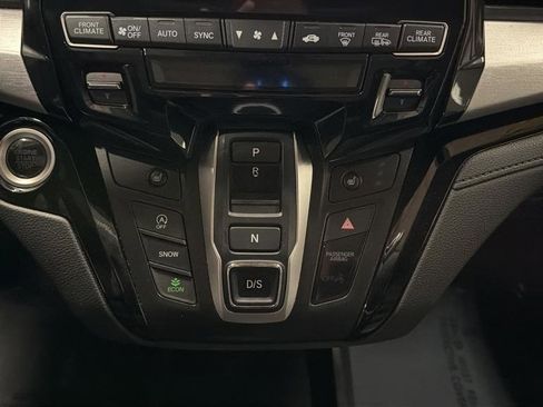 Used 2024 Honda Odyssey Touring image 17