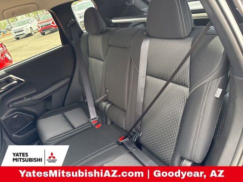 New 2026 Mitsubishi Outlander ES image 6