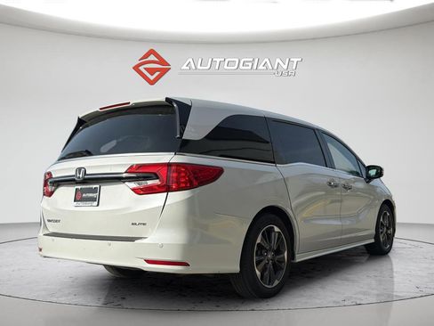 Used 2023 Honda Odyssey Elite image 10
