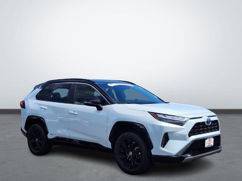 Used 2024 Toyota RAV4 XSE w/ Advanced Technology Package image 6