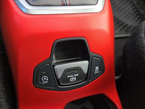 Used 2020 Jeep Renegade Trailhawk w/ Premium Leather Group image 21