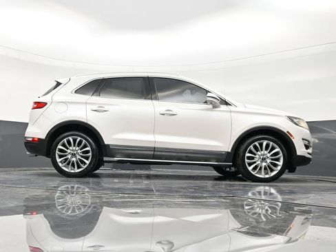 Used 2017 Lincoln MKC Reserve image 25