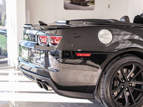 Used 2013 Chevrolet Camaro ZL1 image 13