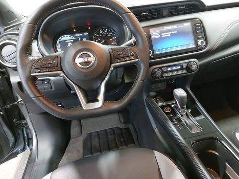 Certified 2023 Nissan Kicks SR w/ SR Premium Package FWD image 15