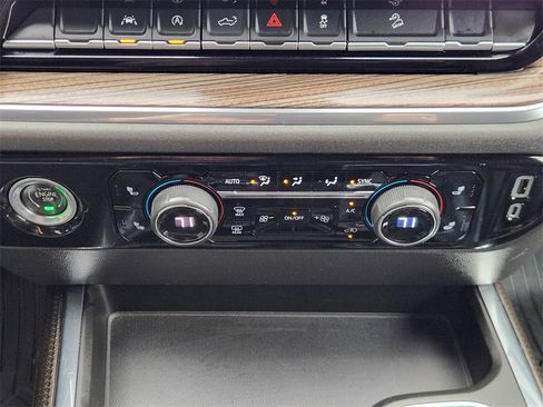 Used 2023 Chevrolet Silverado 1500 LT Trail Boss image 16