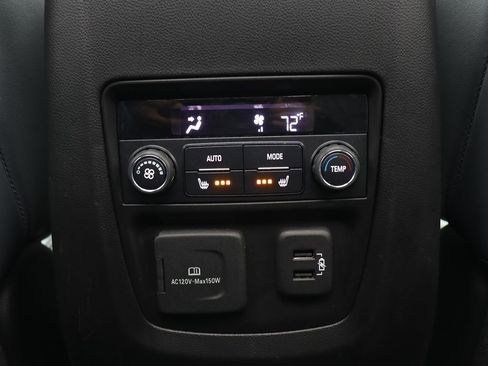 Used 2022 Buick Enclave Premium w/ Experience Buick Package image 31