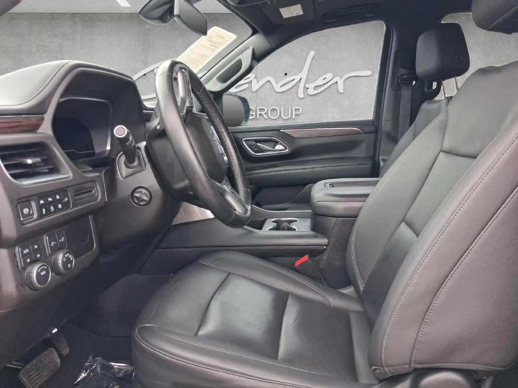 Used 2022 Chevrolet Suburban Z71 w/ Luxury Package AWD/4WD image 19