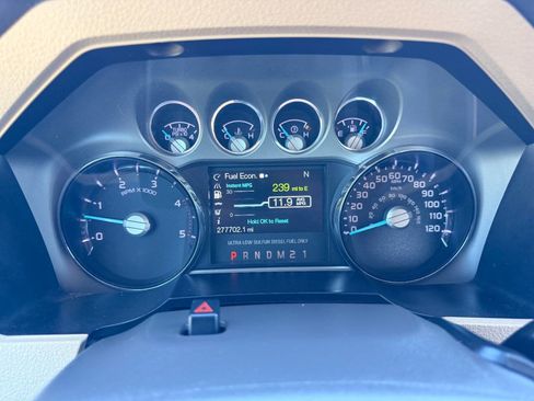 Used 2012 Ford F350 Lariat w/ FX4 4X4 Off-Road Pkg image 34