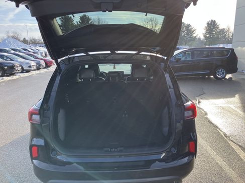 Used 2024 Ford Escape ST-Line w/ Tech Pack #1 AWD/4WD image 17