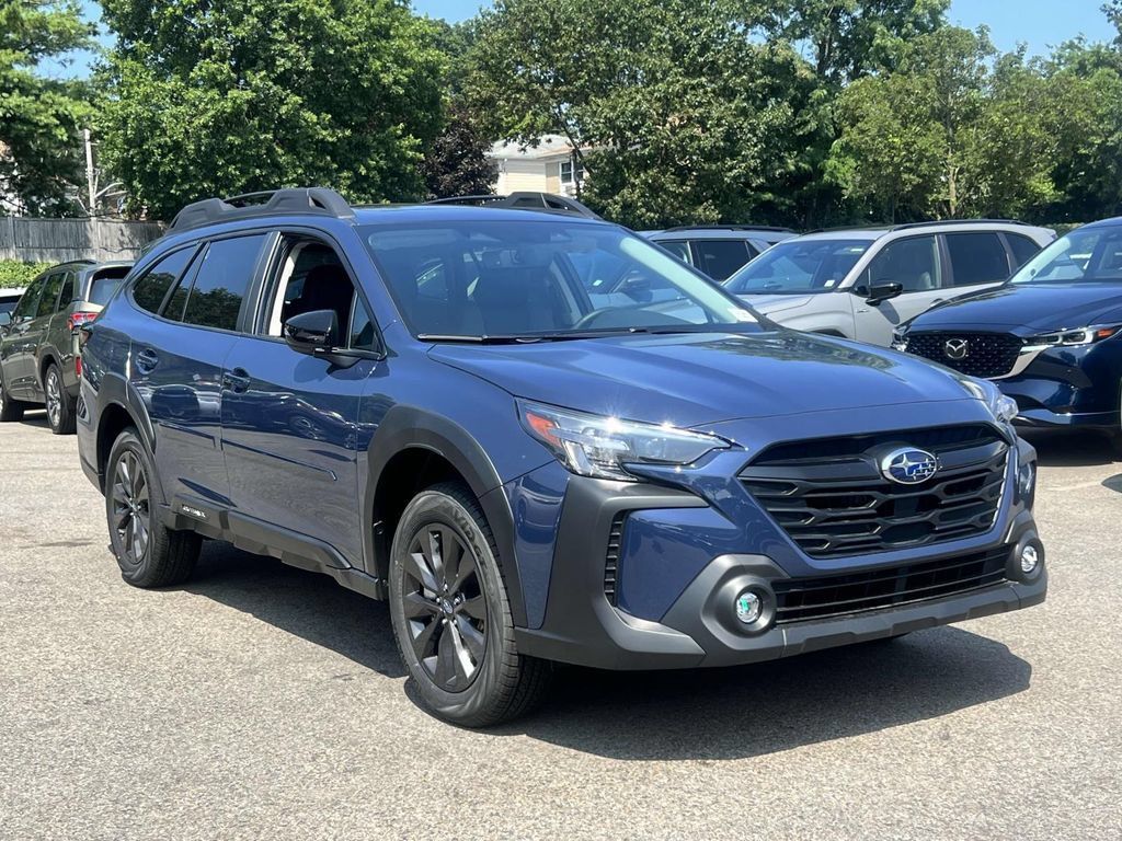 Used 2025 Subaru Outback Onyx Edition AWD/4WD image 2