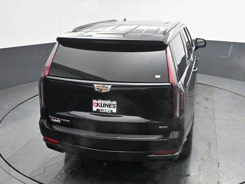 Used 2023 Cadillac Escalade Sport AWD/4WD image 33