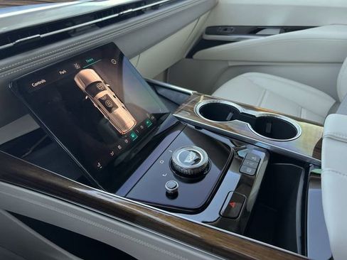 Certified 2026 Cadillac Escalade ESV Platinum Sport w/ LPO, ONYX Package image 21