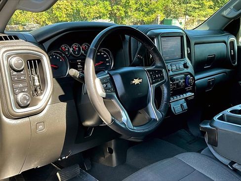 Certified 2022 Chevrolet Silverado 1500 LT image 15