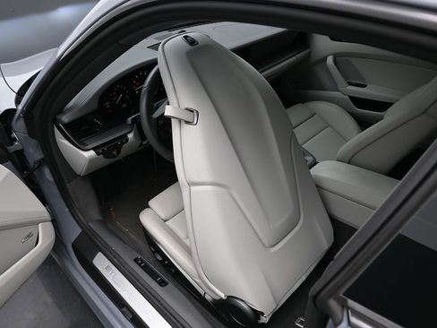 Certified 2024 Porsche 911 Carrera 4S image 17