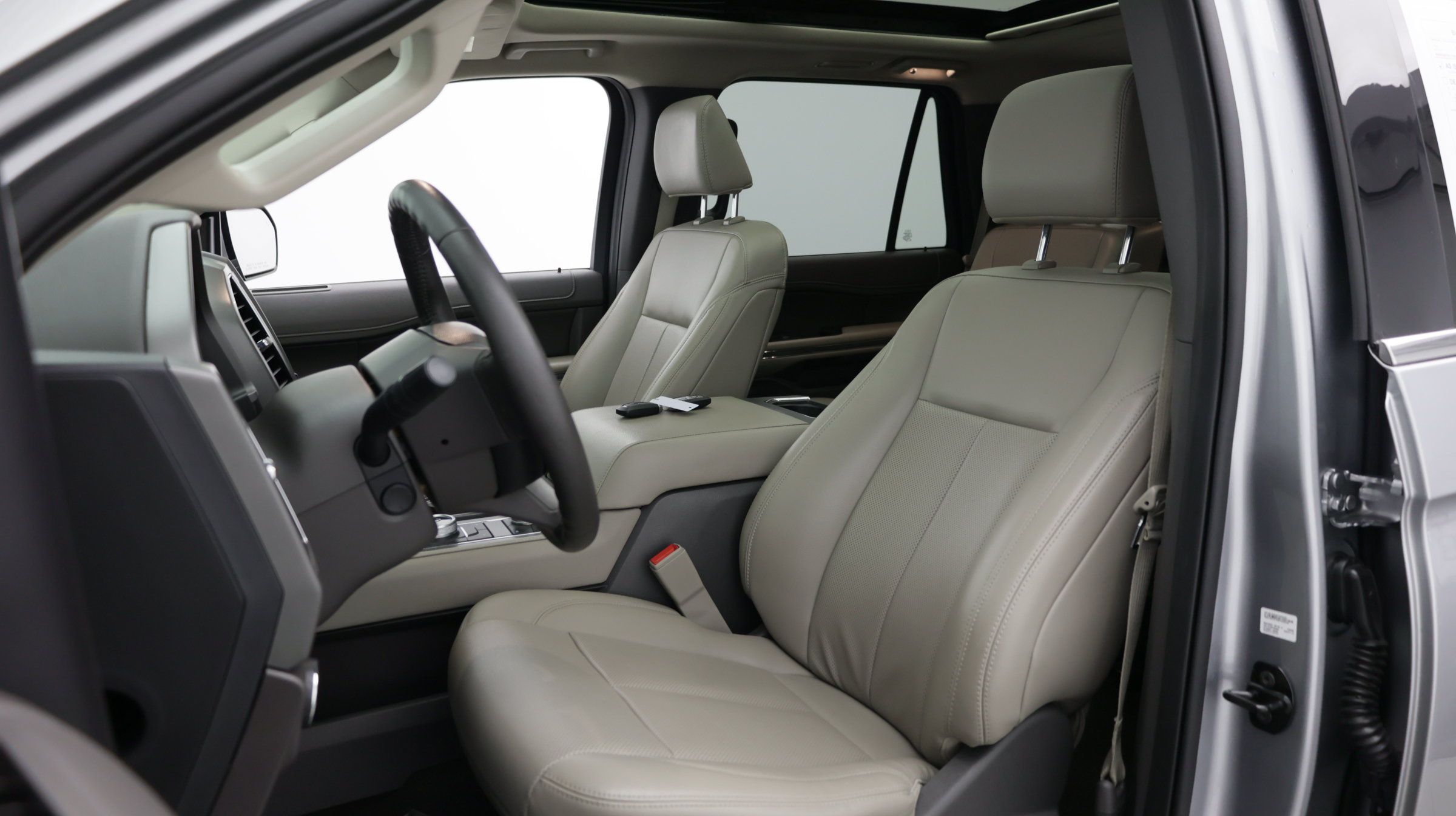 Used 2021 Ford Expedition XLT AWD/4WD image 17