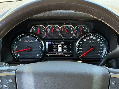 Used 2018 Chevrolet Tahoe LT image 17