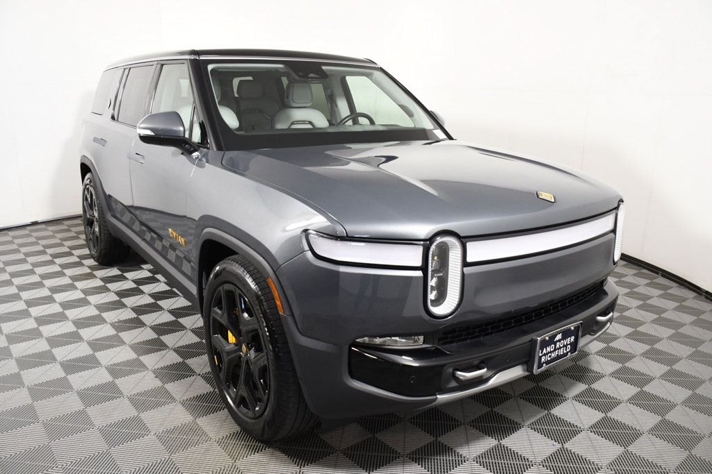Used 2024 Rivian R1S Adventure Quad AWD/4WD image 9