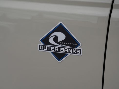 New 2026 Ford Bronco Outer Banks w/ Sasquatch Package image 21