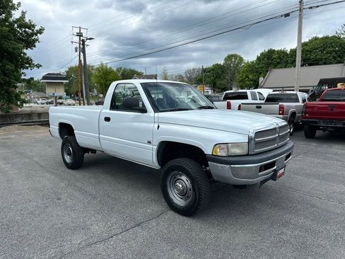 Used 1999 Dodge Ram 2500 Truck 4x4 Regular Cab image 1
