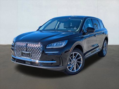 New 2025 Lincoln Corsair AWD w/ Equipment Group 101A image 1