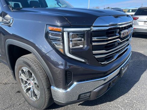 Used 2025 GMC Sierra 1500 SLT AWD/4WD image 27