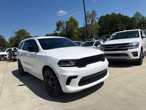 Used 2025 Dodge Durango GT w/ Blacktop Package RWD image 7