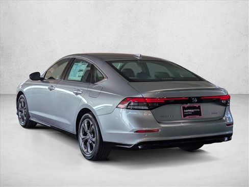 New 2025 Honda Accord EX-L image 9