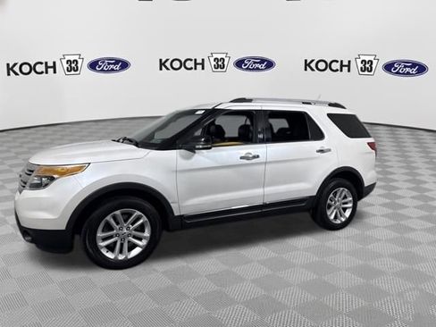 Used 2013 Ford Explorer XLT image 4