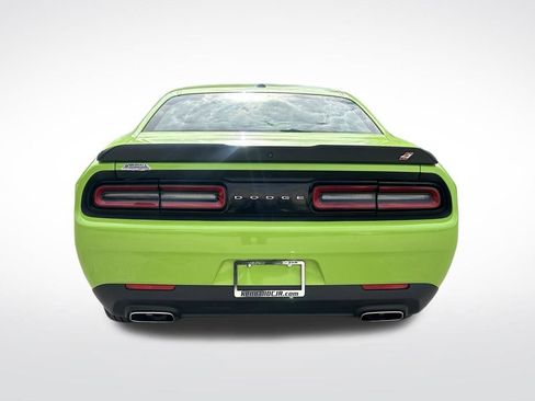 Used 2023 Dodge Challenger SXT image 6
