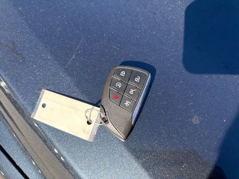 Used 2021 Chevrolet Tahoe Z71 image 28